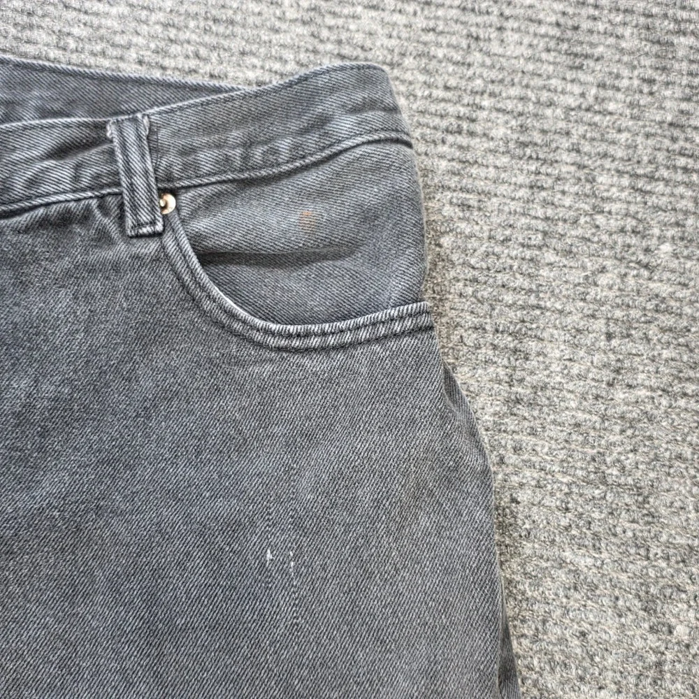Levi's 501 Original Fit Straight Leg Jeans Men's Size 38x32‎ Black Wash Denim